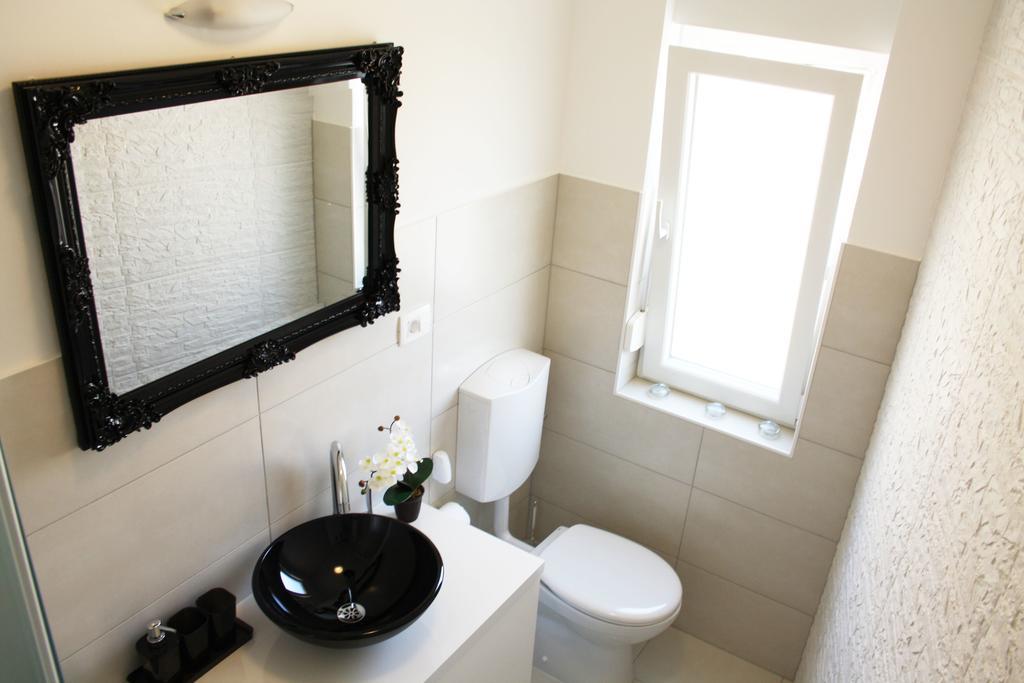 Apartment One Vision Split Rom bilde