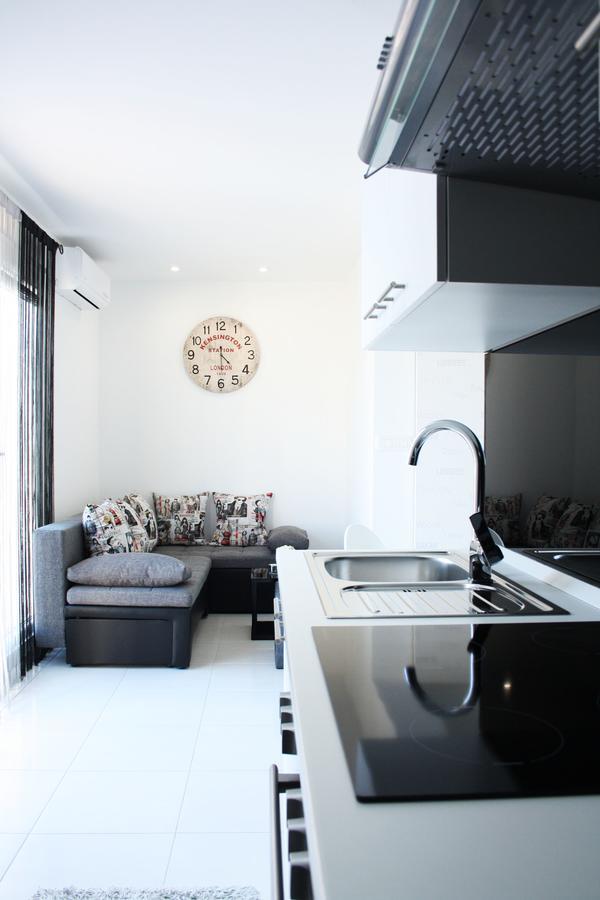 Apartment One Vision Split Eksteriør bilde
